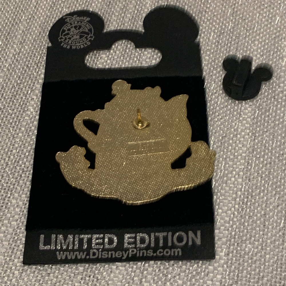 Mother's Day 2001 Mrs. Potts & Chip Beauty & the Beast HTF Disney Pin 5019 - Picture 3 of 7